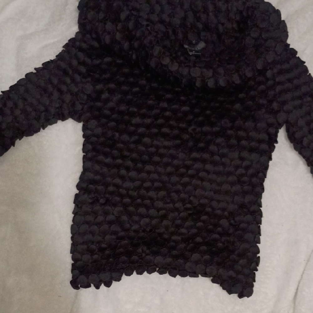 Elegant Black Textured Women's Top